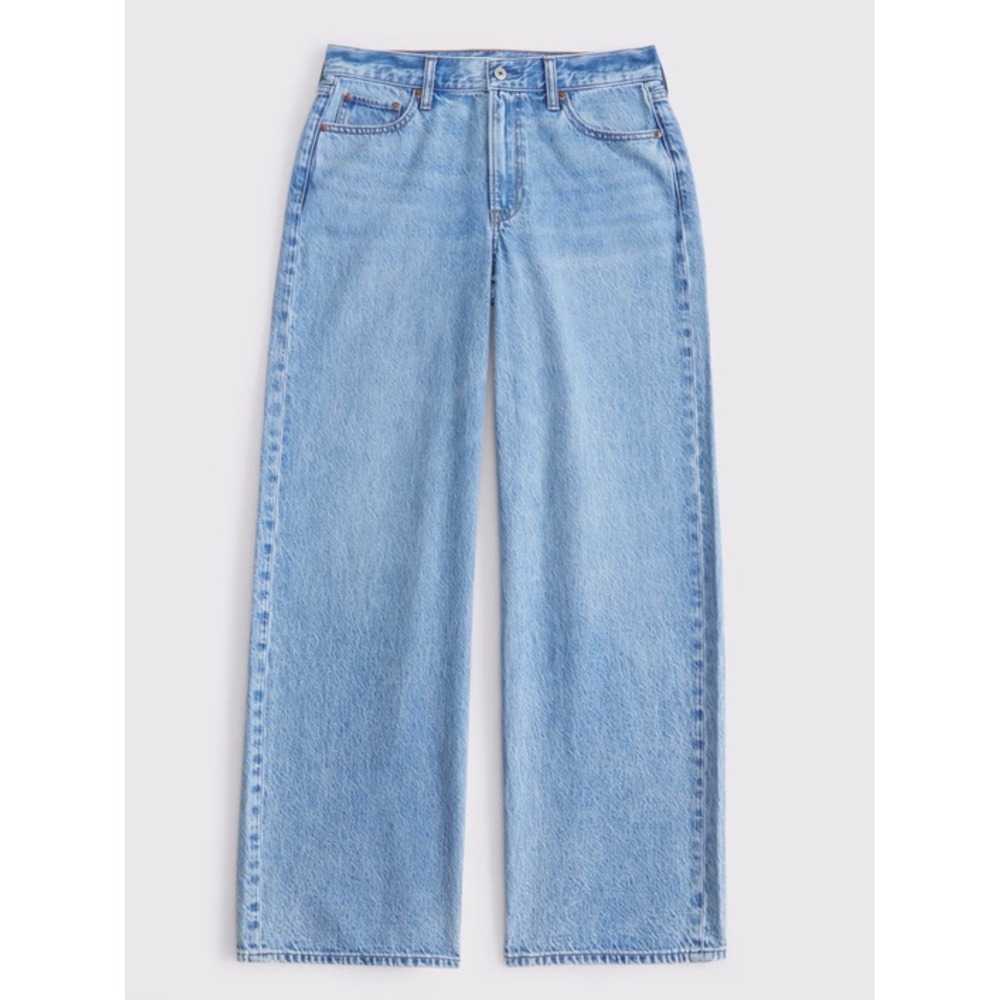 Abercrombie Curve Love Low Rise Ultra Loose Jeans Light Wash 29 Short Womens